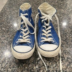 Chuck Taylor Converse All Stars 8 hole high top tennis shoes